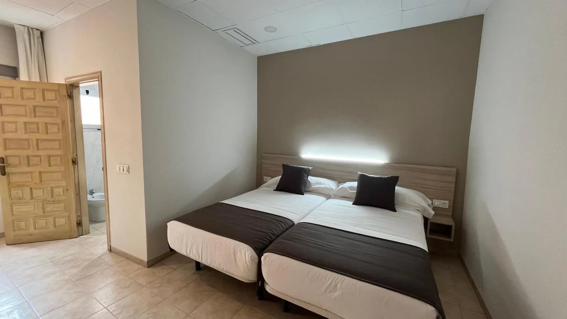 Guest house Vas Malaga Ciudad Hotel