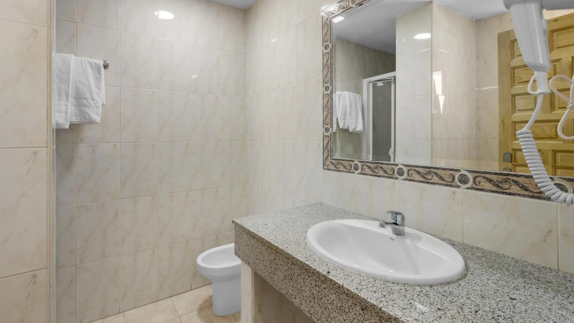 Vas Malaga Ciudad Hotel
